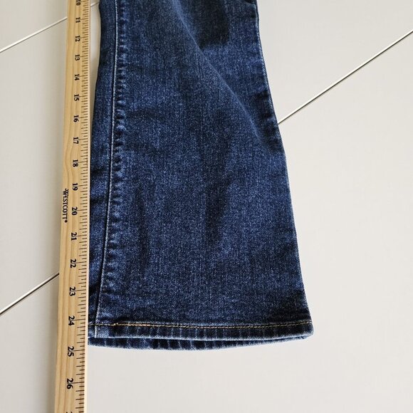 Levi's Jeans Women 28 Blue High Waisted Crop Flare Pocket Western Preppy Cowgirl - Picture 7 of 16